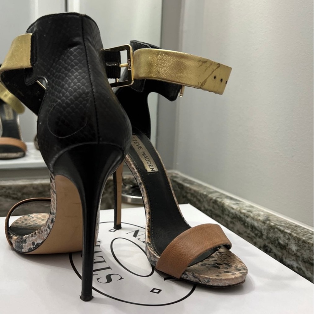 Steve Madden nude, gold and black heels. Size 6. Worn.